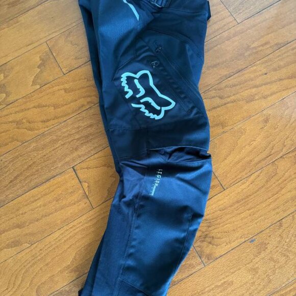 FOX LEGION MOTOCROSS PANTS SIZE 30 WASTE - Picture 6 of 7